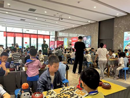 点击查看详细信息<br>标题：奎文区青少年围棋定级升段邀请赛赛场掠影 阅读次数：4887